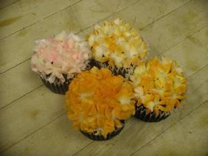 floweredcupcakes.jpg
